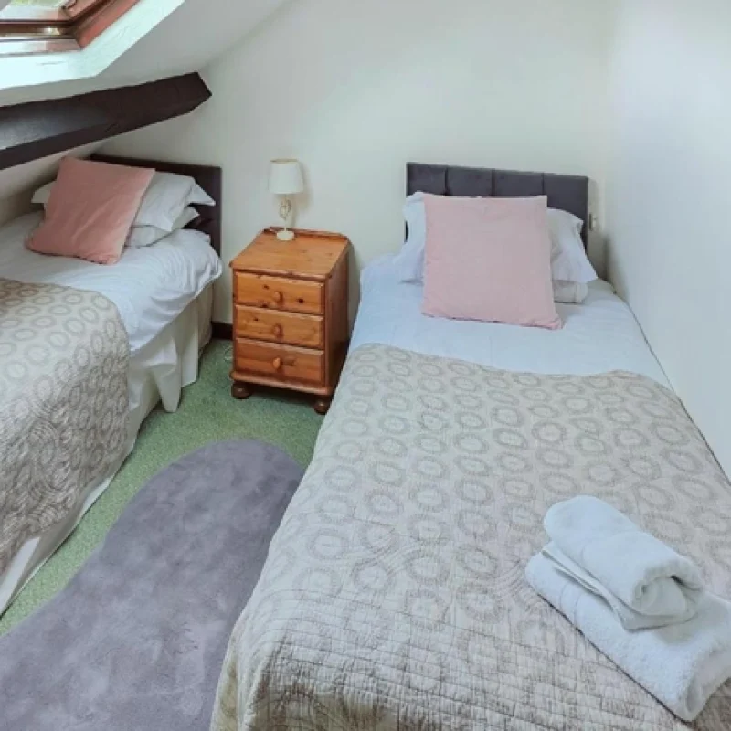 linhay-twinroom-605x465